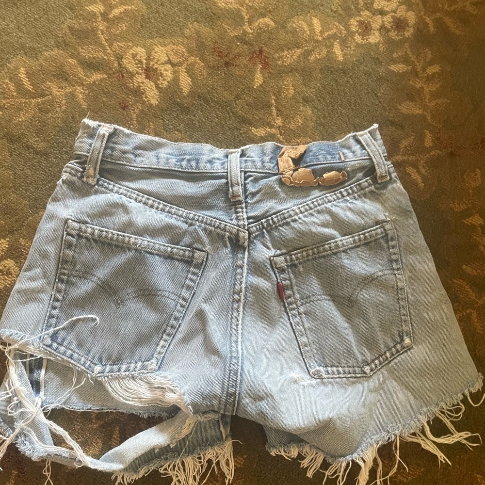 Fabulous Levi's 501 cutoff jean shorts! 25 waist! perfection!